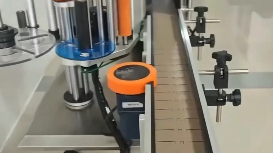 Belt Wrap Around Labeling Machine